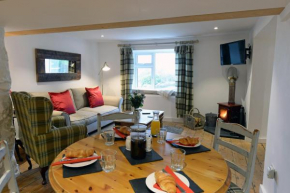 The Cwtch - Luxury Cottage, Sea Views, Pet Friendly